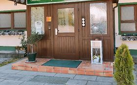 Gaestehaus Ehebachhof Hotel Garni
